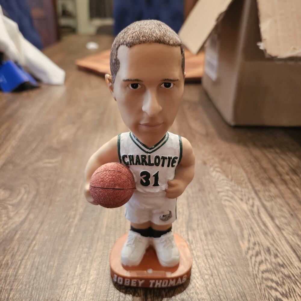 Jobey Thomas Charlotte Hornets NBA Basketball vintage 2000s bobblehead